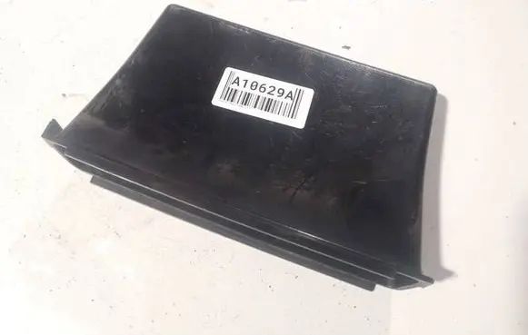 Subaru Legacy Glove box