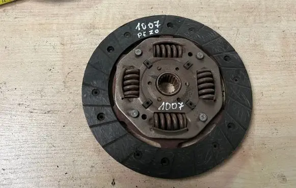 Peugeot 1007 Clutch pressure plate 