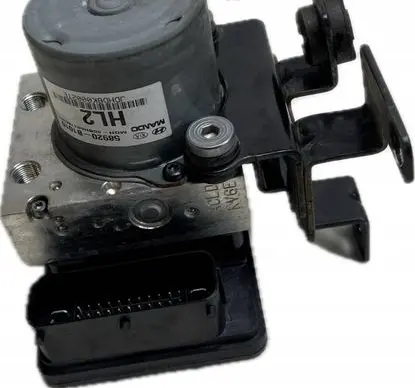 Hyundai Genesis ABS Pump 58920B1010