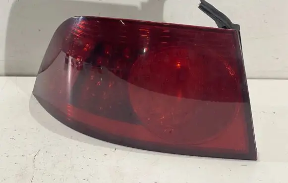Volkswagen Phaeton Rear/tail lights