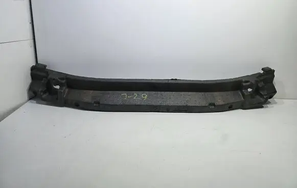 Front bumper foam support bar
