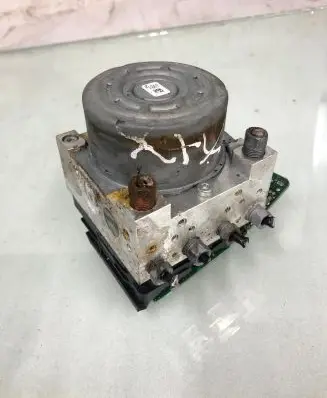 Opel Mokka B ABS Pump 9842946180