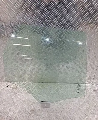 Volvo XC60 Sliding door window/glass V426RT