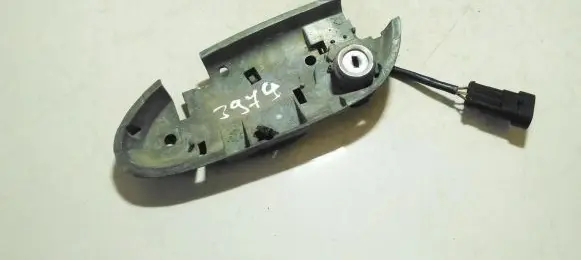 Opel Omega B1 Front door lock (next to the handle) 1l105 ised