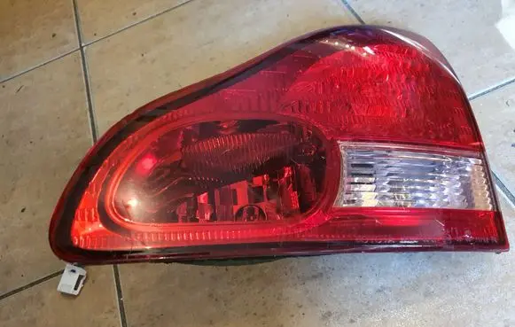 Toyota Avensis Verso Tailgate rear/tail lights KOITO4441