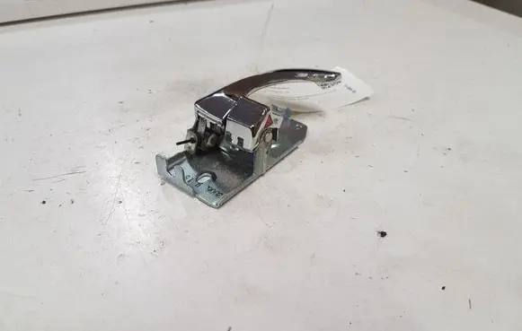 KIA Sorento Front door interior handle
