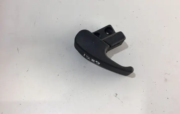 Audi A3 S3 8P Engine bonnet (hood) release handle 1H1823533
