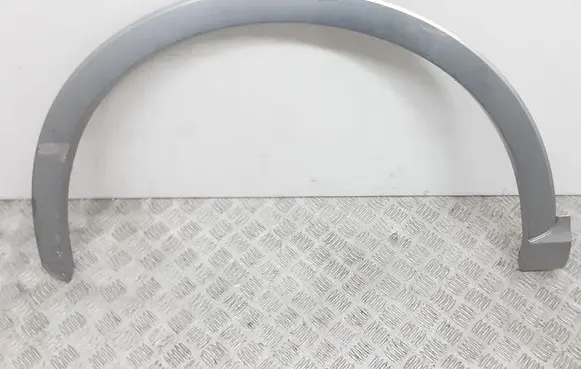 Audi Q3 8U Front arch trim 8U0853717A