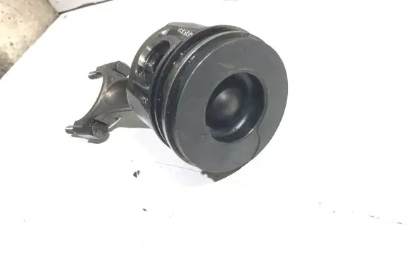 Citroen C4 I Picasso Piston with connecting rod 085190 1295