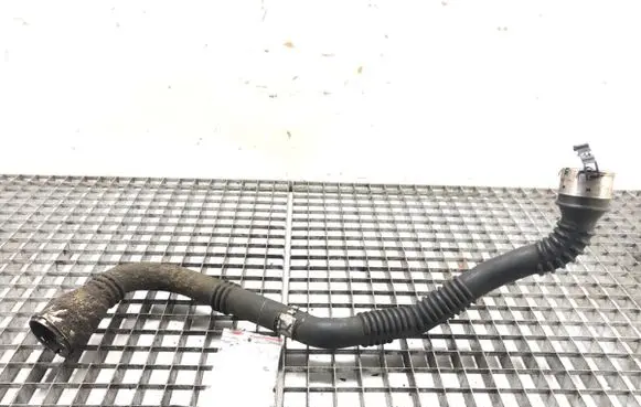 Intercooler hose/pipe