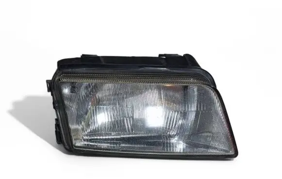 Audi A4 S4 B5 8D Headlight/headlamp 8d0941004a