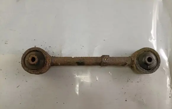 Suzuki Grand Vitara I Rear control arm 2J1059B
