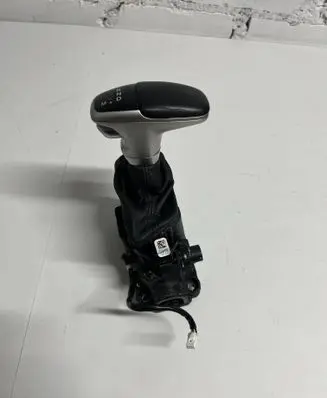 Dodge Charger Gear shifter/selector 68205233AH HW14290 T5N223510105