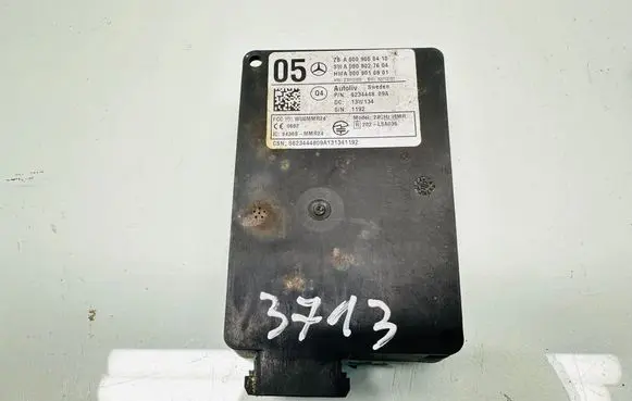 Mercedes-Benz CLA C117 X117 W117 Distronic sensor radar A0009050410