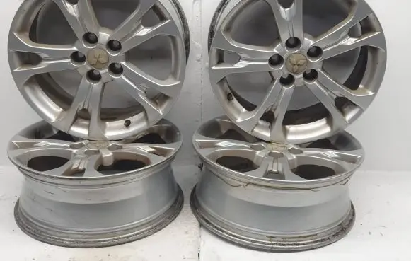R18 alloy rim