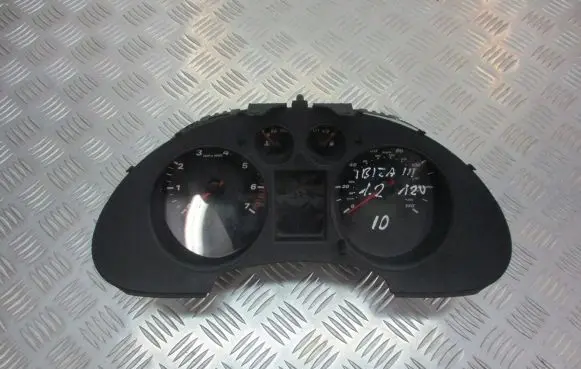 Seat Ibiza III (6L) Speedometer (instrument cluster)
