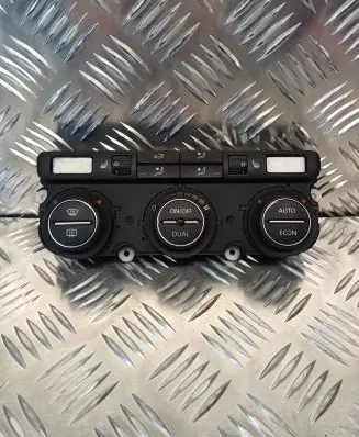 Volkswagen PASSAT B6 Climate control unit 74677532V