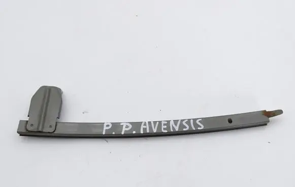 Toyota Avensis T250 Door glass rail 