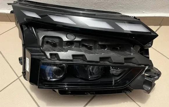 Skoda Elroq Headlight/headlamp 5LB941036