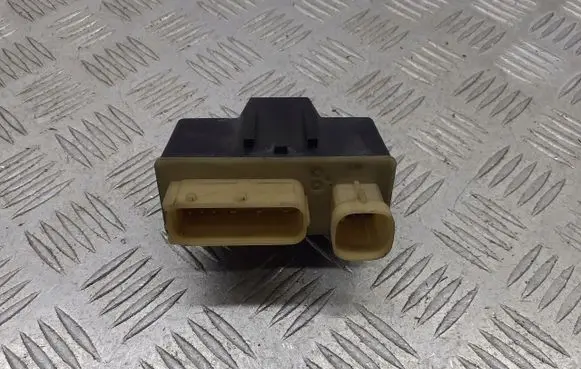 Citroen C4 I Picasso Coolant fan relay 9652021180