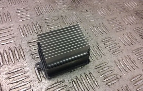 Fiat 500X Heater blower motor/fan resistor a43002400