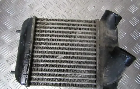 Renault Espace II Intercooler radiator 7700752904 37239202