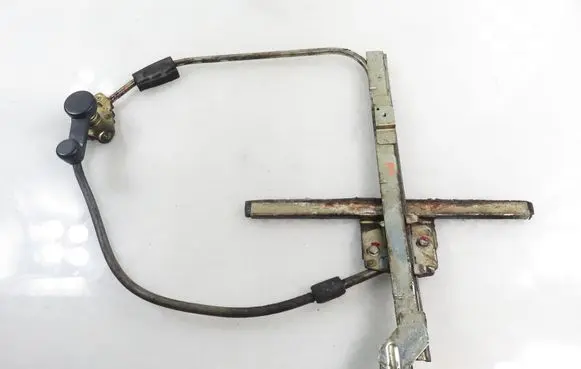 Fiat 126 Front door manual window regulator 