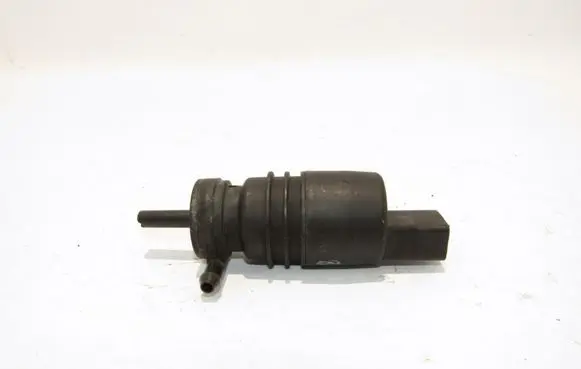 Audi A6 S6 C5 4B Windscreen/windshield washer pump
