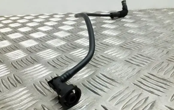 Audi A4 S4 B8 8K Engine coolant pipe/hose 8K0121081P