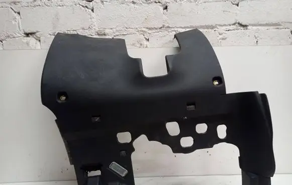 Dashboard lower bottom trim panel