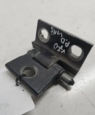 Volvo V70 Front door upper hinge