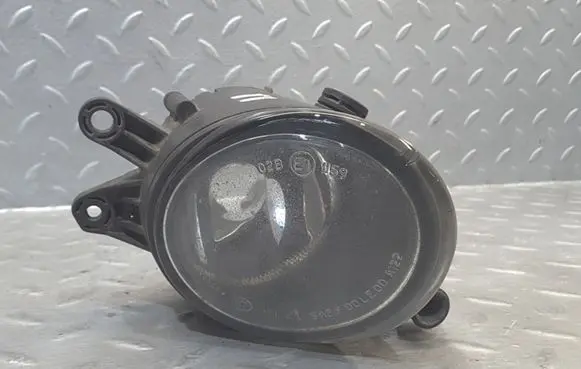 Volvo C30 Front fog light 1305300 0305065002 31213176