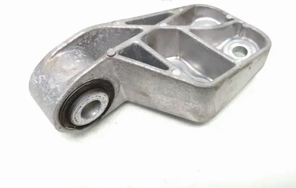 Toyota C-HR I Engine mounting bracket 46000