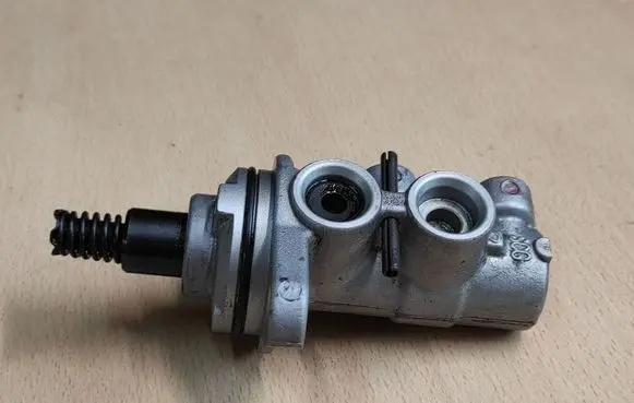 Mitsubishi Space Star Master brake cylinder