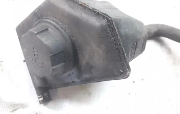 Volvo S40, V40 Coolant expansion tank/reservoir 30804963