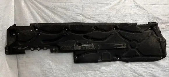 Mercedes-Benz E AMG W212 Engine splash shield/under tray A2126804908