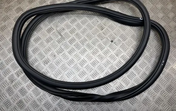 Ford F150 Rear door rubber seal (on body) 