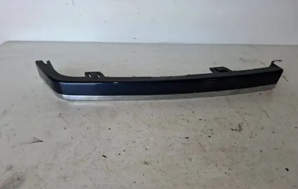 Volvo S80 Rear/tail light trim molding 8662644
