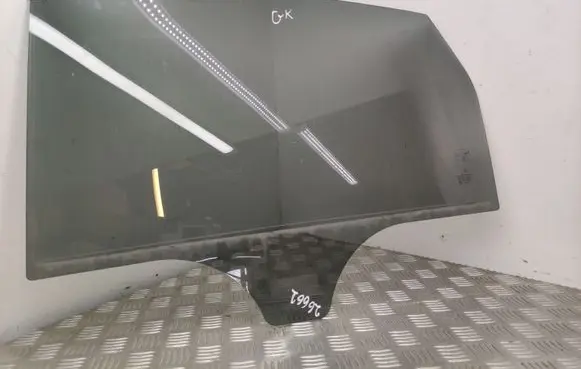 Mercedes-Benz B W246 W242 Rear door window glass