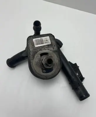 Renault Dacia Duster Engine oil radiator 779744C 18211210 044653