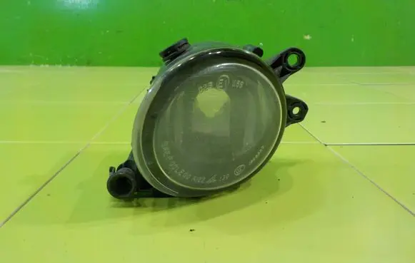 Volvo C30 Front fog light 0305065001 LEWY