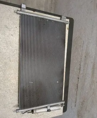 Nissan Cube Z11 A/C cooling radiator (condenser) 