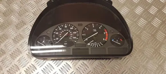 BMW 5 E39 Speedometer (instrument cluster) 62118381199