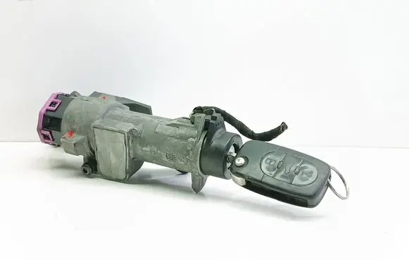 Audi A6 S6 C5 4B Ignition lock 4B0905851C