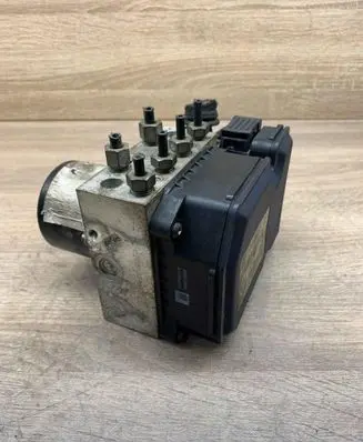 Opel Insignia A ABS Pump 13316697
