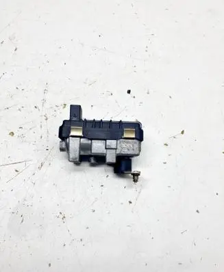BMW 5 F10 F11 Turbine electric control actuator 763797