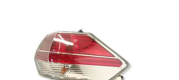 Nissan X-Trail T32 Rear/tail lights 22017939