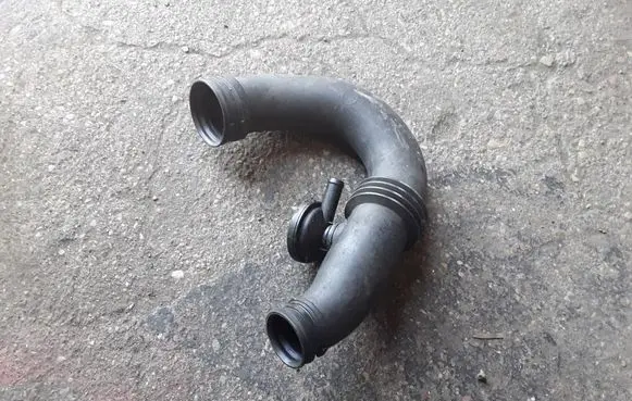 Renault Clio II Intercooler hose/pipe 8200143788