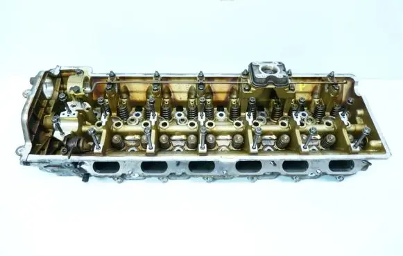 BMW 7 E65 E66 Engine head 7507513