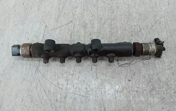 Toyota Corolla Verso E121 Fuel main line pipe 89459-60610